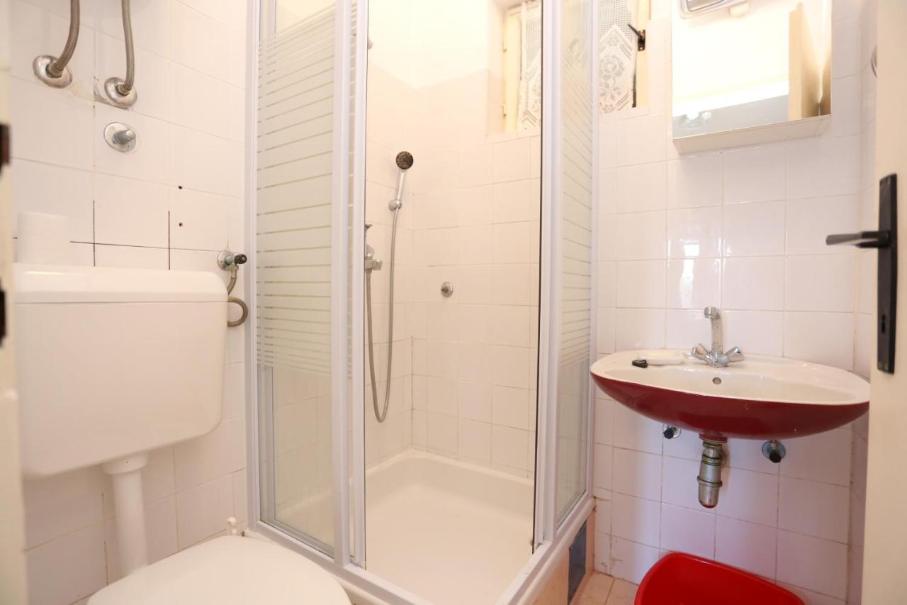 Apartments By The Sea Slatine, Ciovo - 16345 Εξωτερικό φωτογραφία