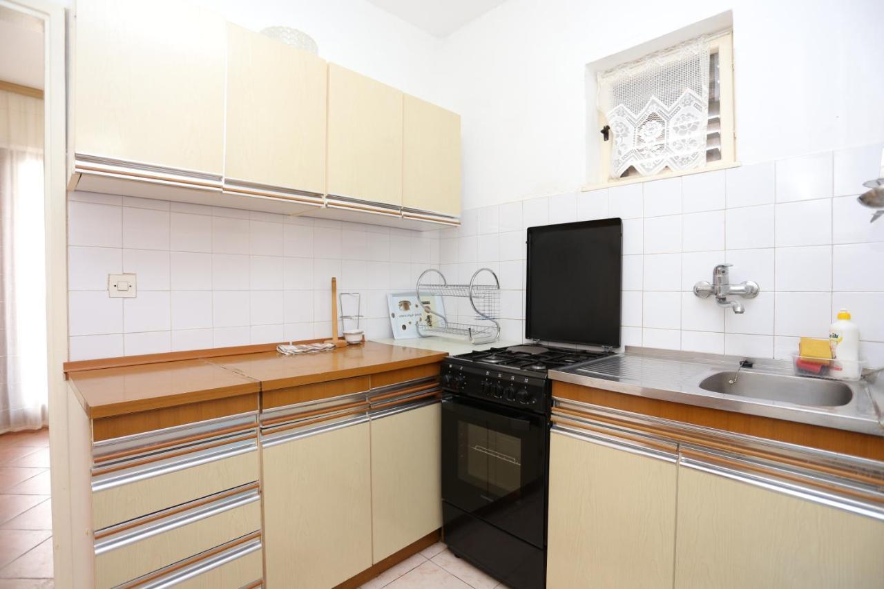 Apartments By The Sea Slatine, Ciovo - 16345 Εξωτερικό φωτογραφία